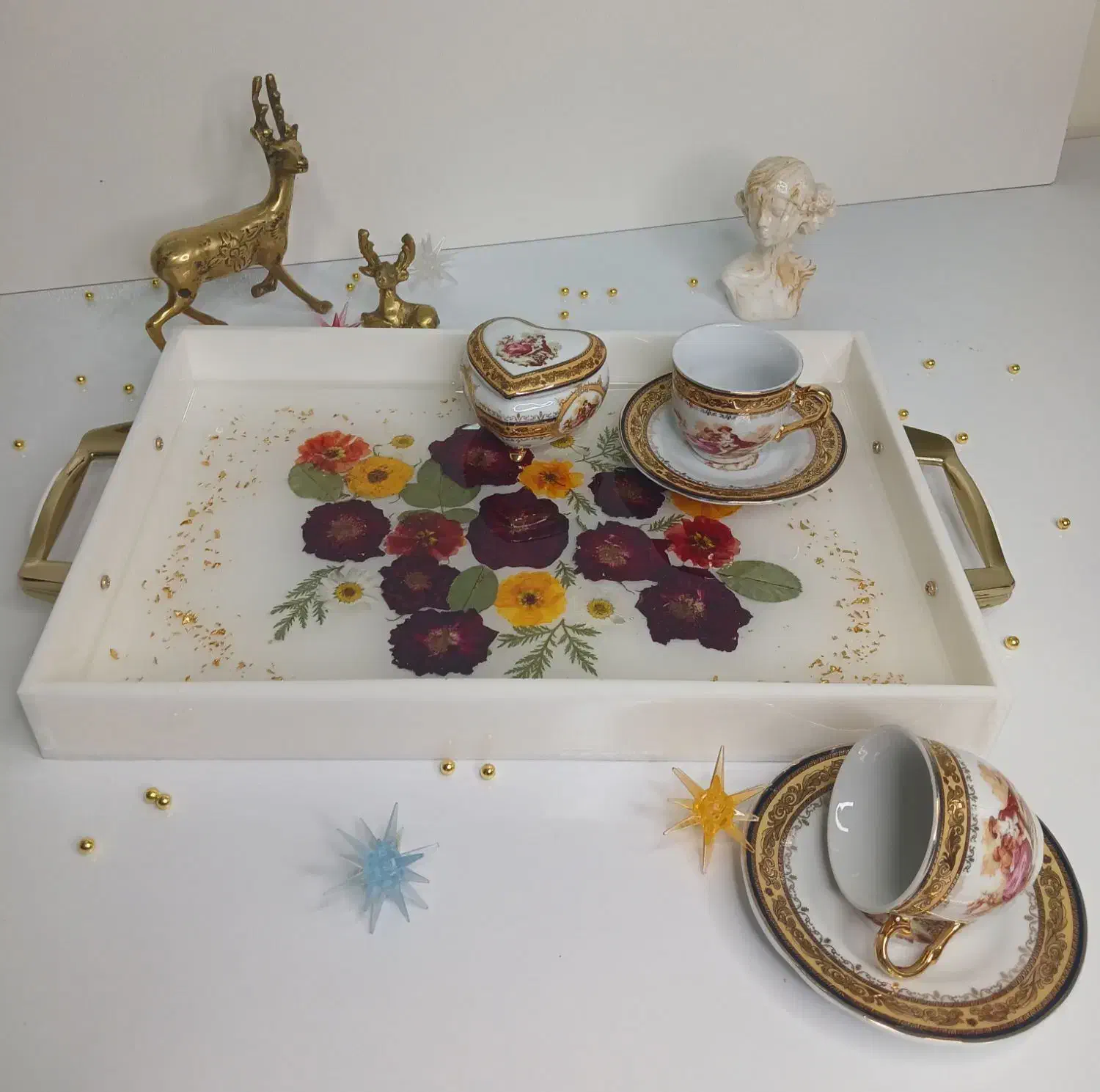 سینی تمام رزین لبه دار باغ گل|ظروف سرو و پذیرایی|رفسنجان, |دیوار