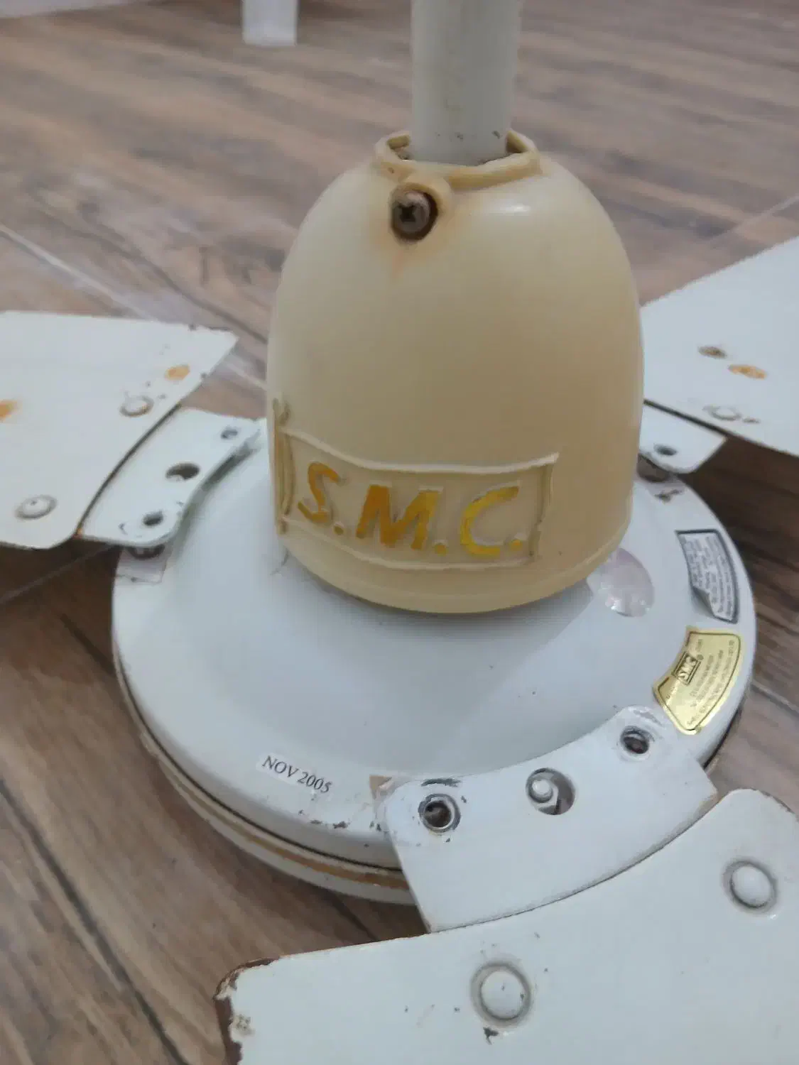 پنکه سقفی|پنکه و تصفیه‌کنندهٔ هوا|شوشتر, |دیوار