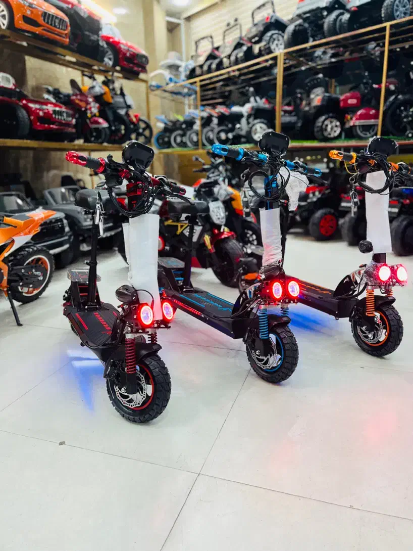 اسکوتر موتوری برند کوگو اورجینال|دوچرخه، اسکیت، اسکوتر|یزد, |دیوار