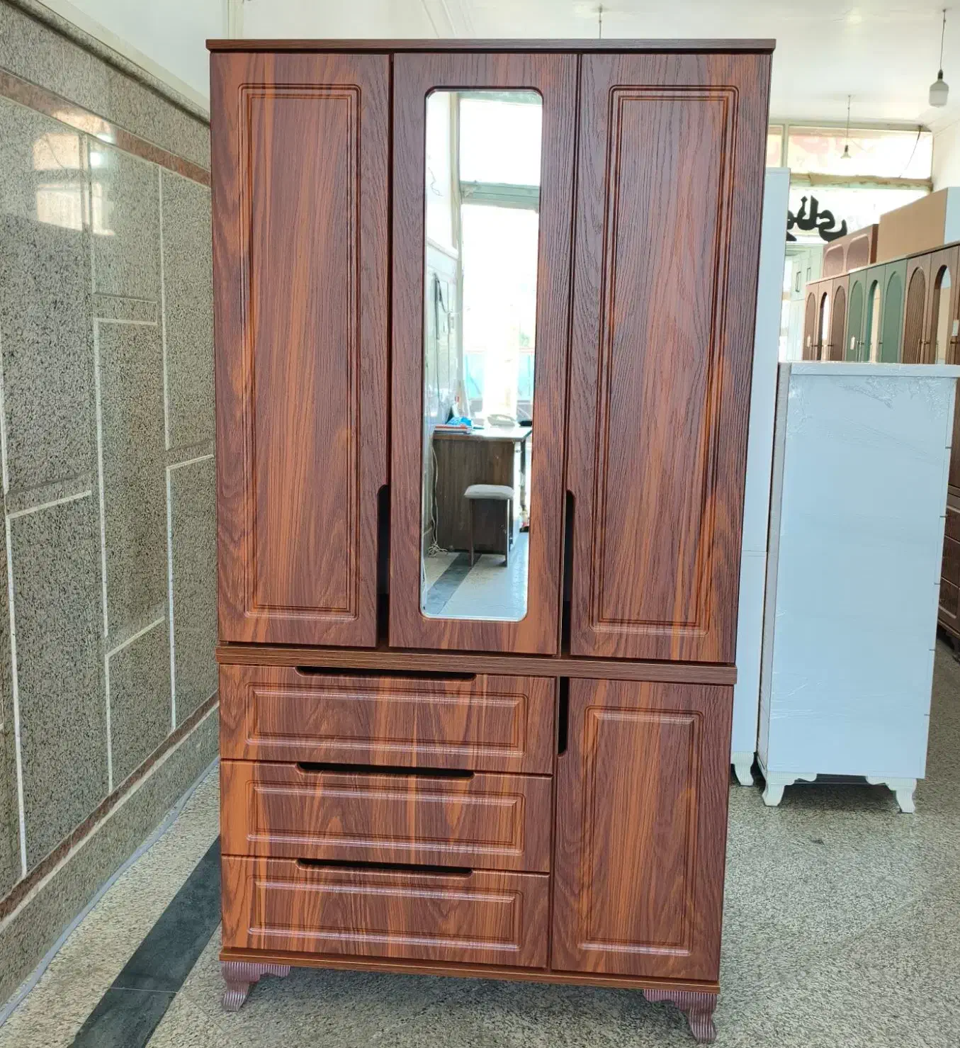 کمد ۴درب ۱متری|جاکفشی، کمد، دراور|قم, شاه ابراهیم|دیوار