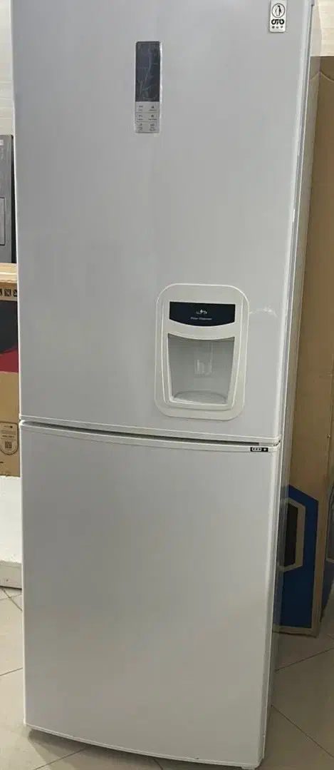 یخچال و فریزر پارس با گارانتی آکبند|یخچال و فریزر|بندر گناوه, |دیوار