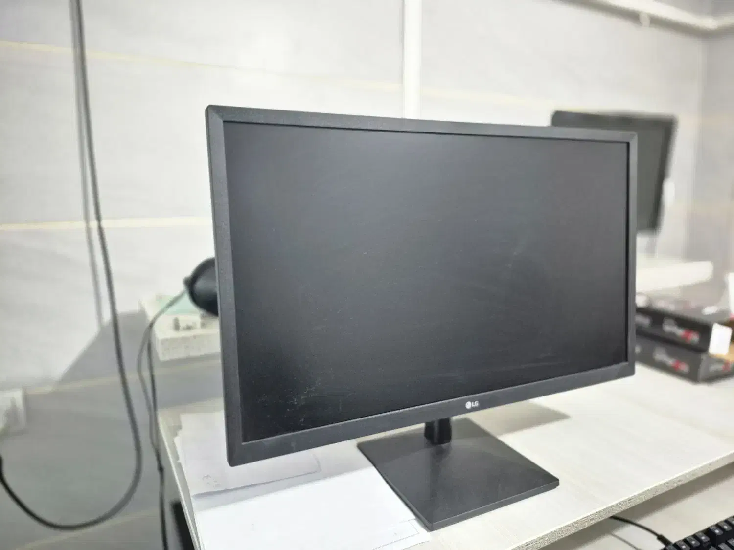 مانیتور ۲۴ اینچ الجی|قطعات و لوازم جانبی رایانه|محمدیه-قزوین, |دیوار