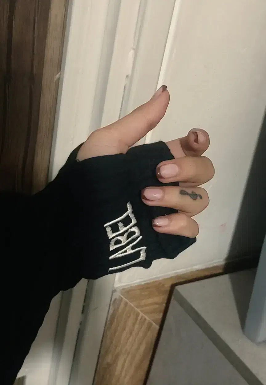 لباس یقه بلند آستین فینگردار|لباس|شیراز, میانرود|دیوار