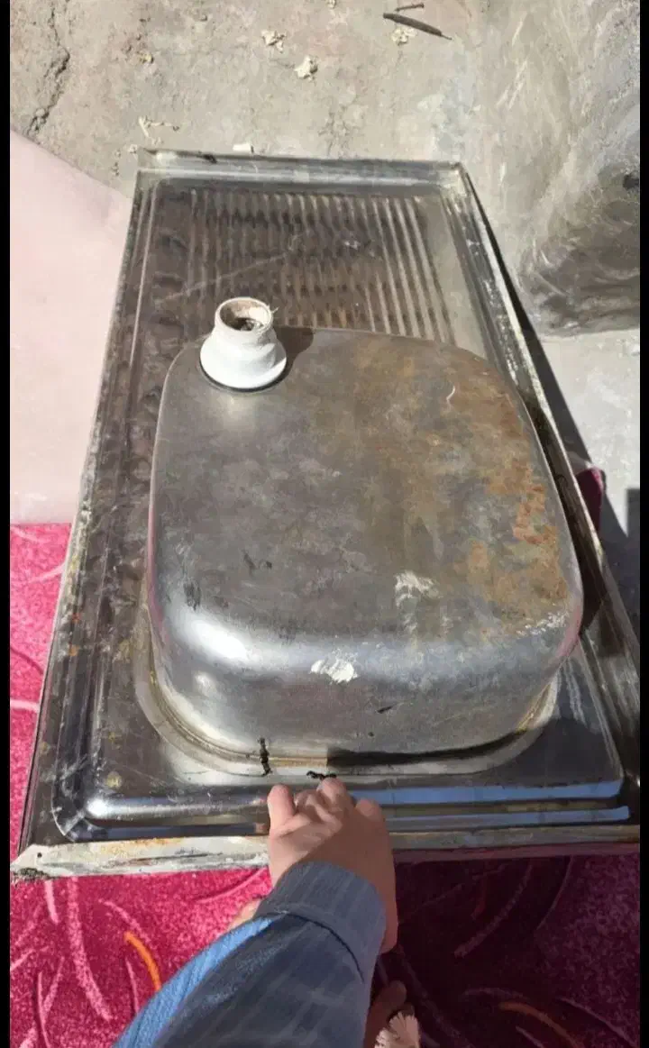 تعدادی لوازم خانگی|آب‌چکان و نظم‌دهنده ظروف|اردبیل, |دیوار