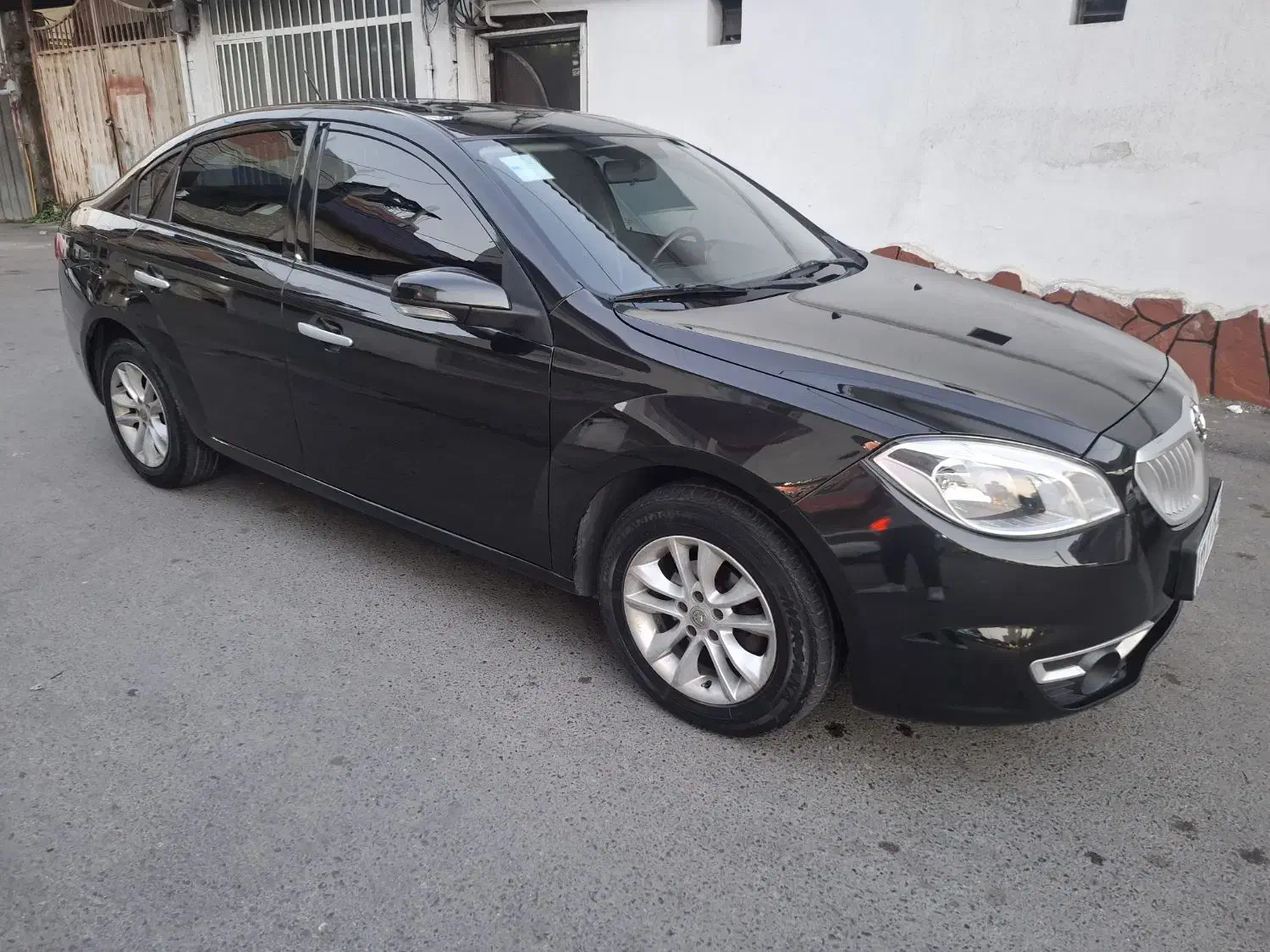 برلیانس H330 مدل ۹۷ موتور ۱۶۵۰|خودرو سواری و وانت|بابل, |دیوار