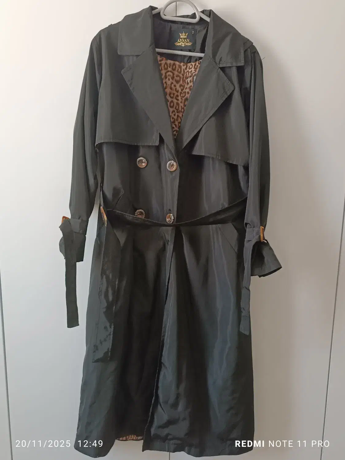 بارانی|لباس|ایلام, |دیوار