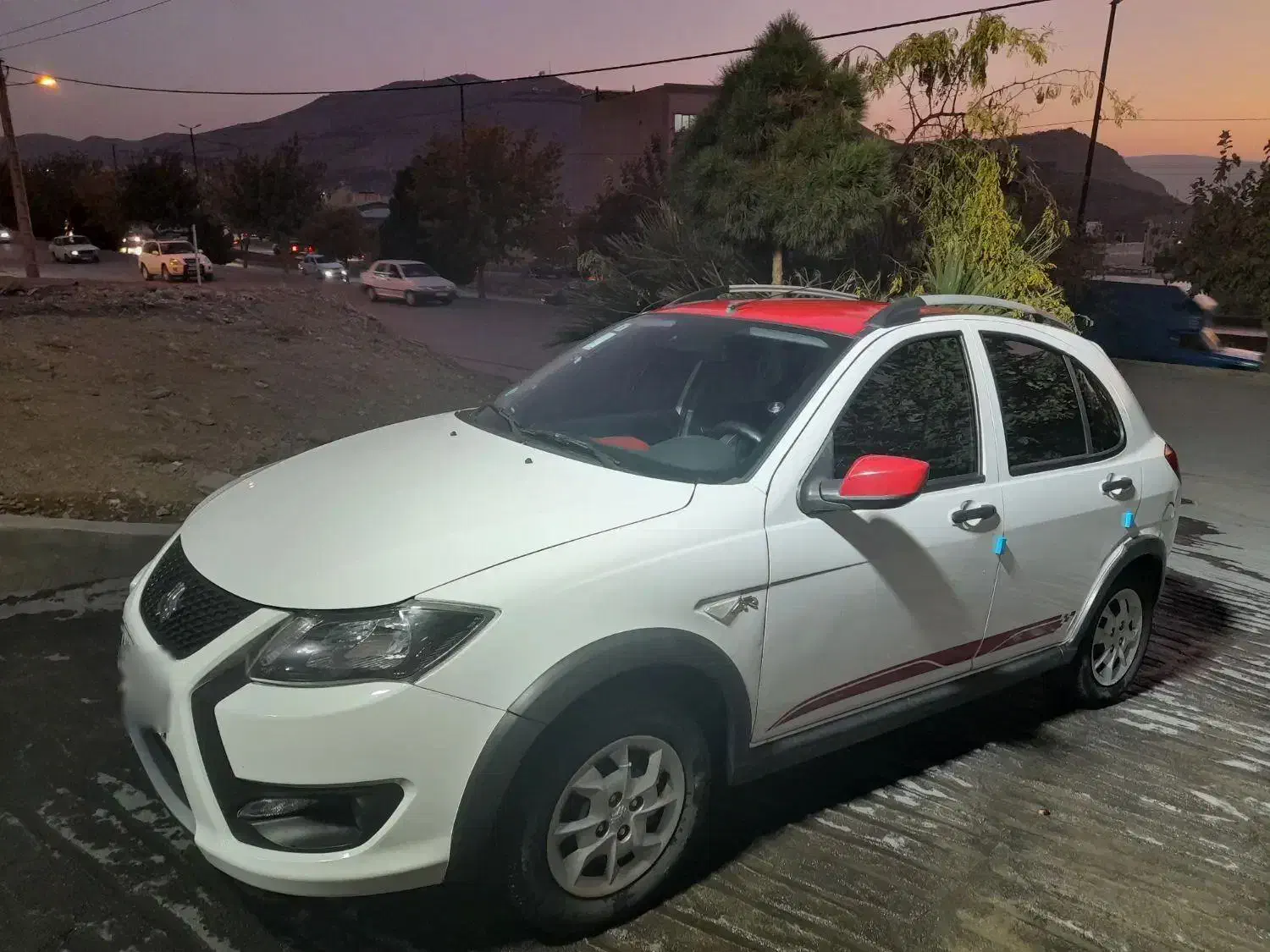 کوییکr1402|خودرو سواری و وانت|خرم‌آباد, |دیوار