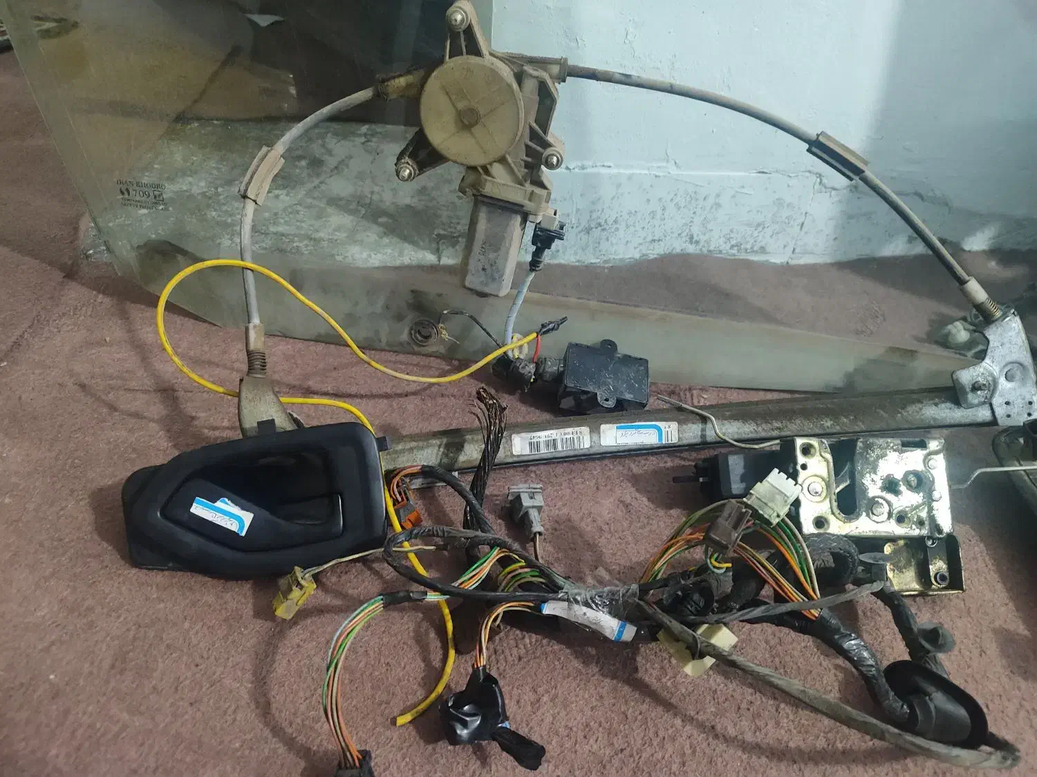 لوازم درب پژو و سمند|قطعات یدکی و لوازم جانبی|رباطکریم, انجم آباد|دیوار