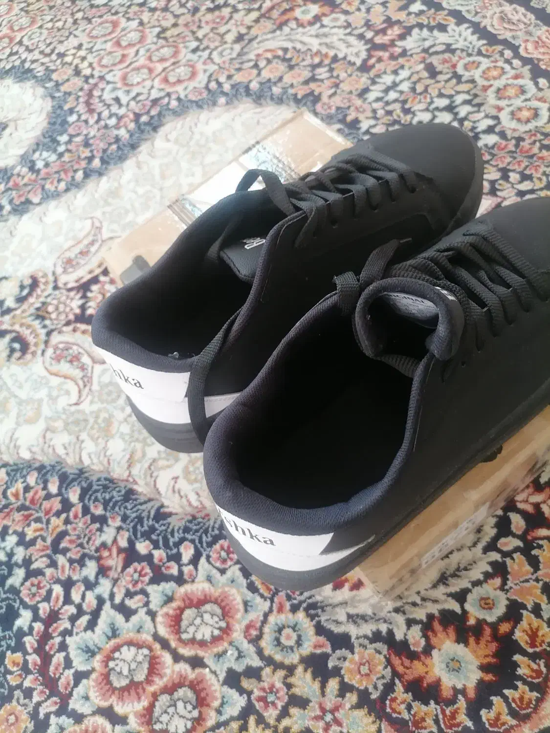 کفش|کیف، کفش، کمربند|یزد, |دیوار