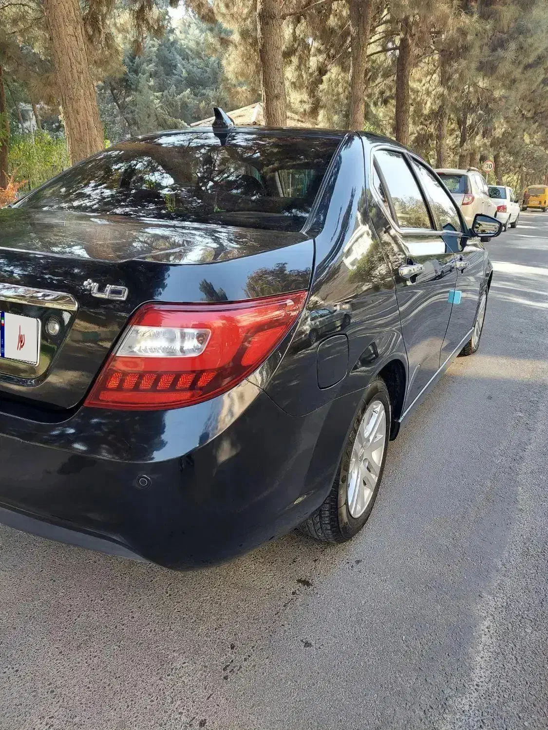 فروش دنا پلاس مدل ۴۰۱ بدون رنگ و لیسه|خودرو سواری و وانت|کرج, کارخانه قند|دیوار