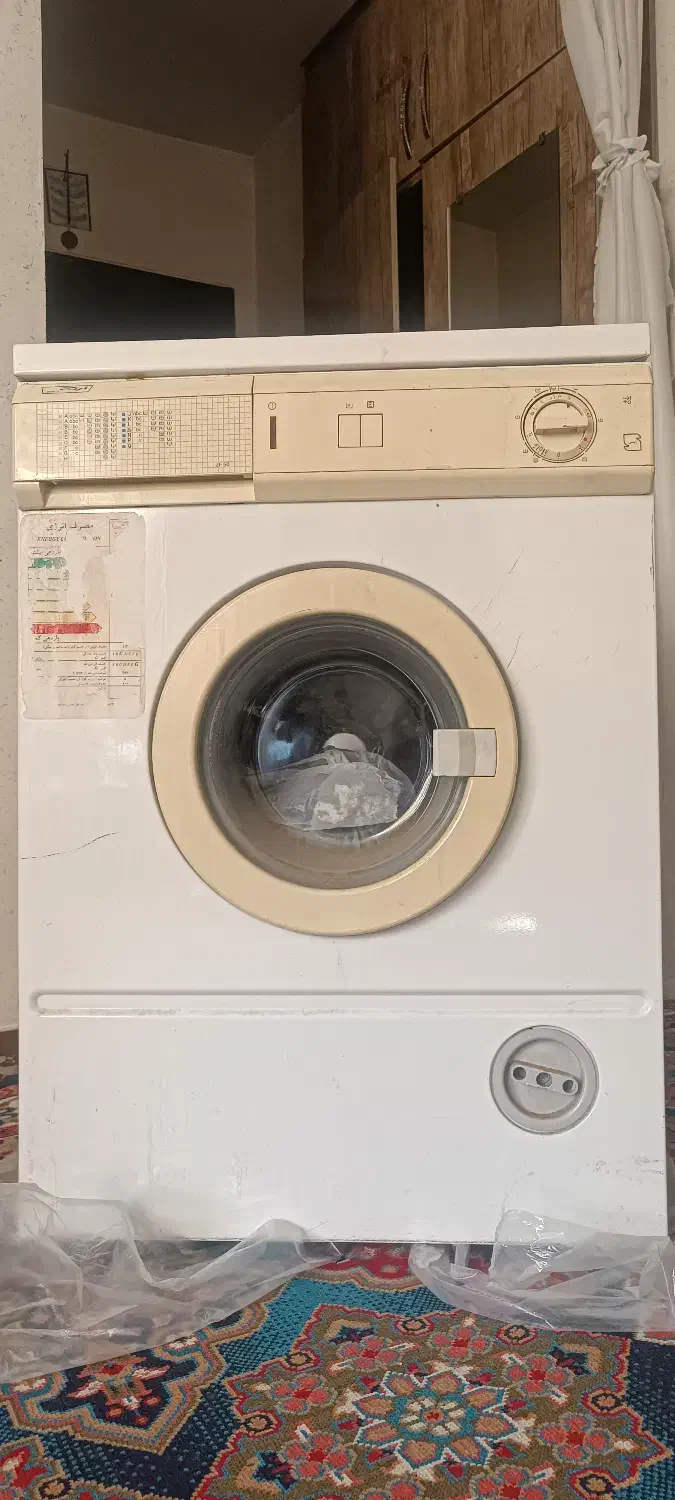 ماشین لباسشویی|ماشین لباسشویی و خشککن لباس|فولادشهر, مسکن مهر فولادشهر|دیوار