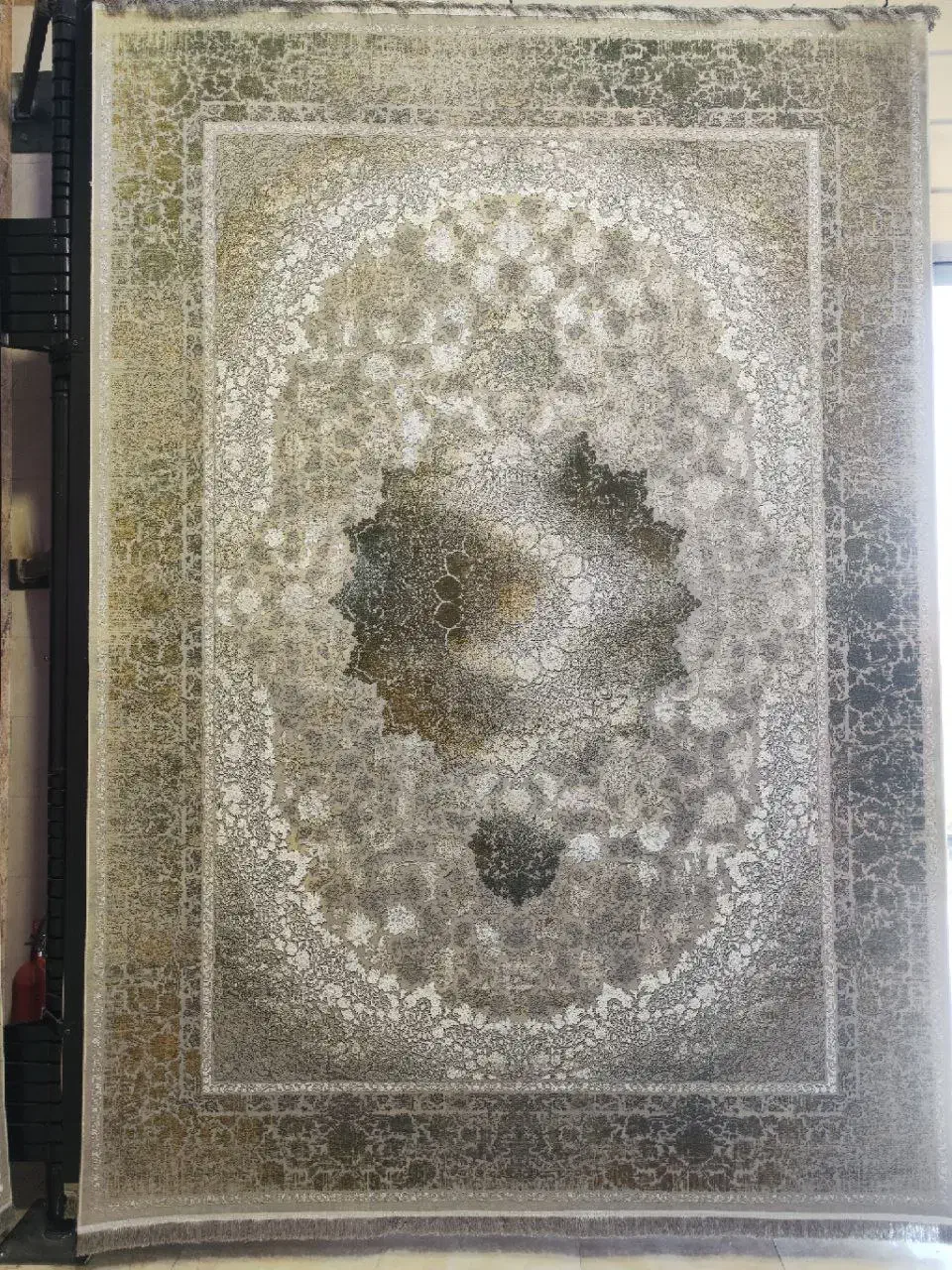 با شکوه زیر پای شما|فرش|بندرعباس, |دیوار