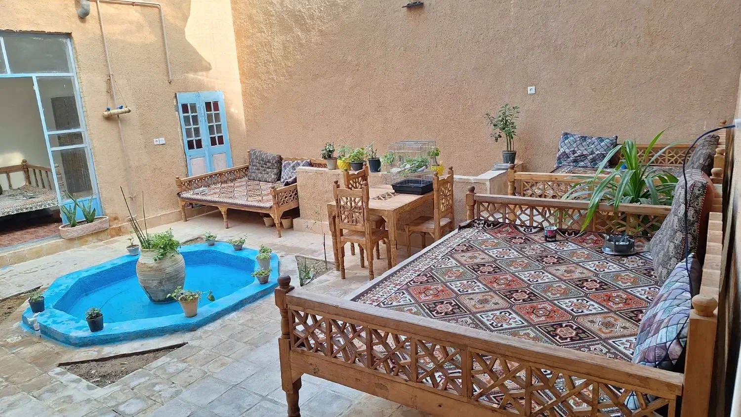 واگذاری کافی شاپ خونه سنتی|اجارهٔ مغازه و غرفه|یزد, |دیوار