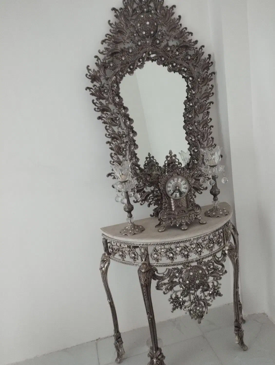 آینه شمعدان ساعت برنز|بوفه، ویترین، کنسول|محمدشهر, یزدیها|دیوار