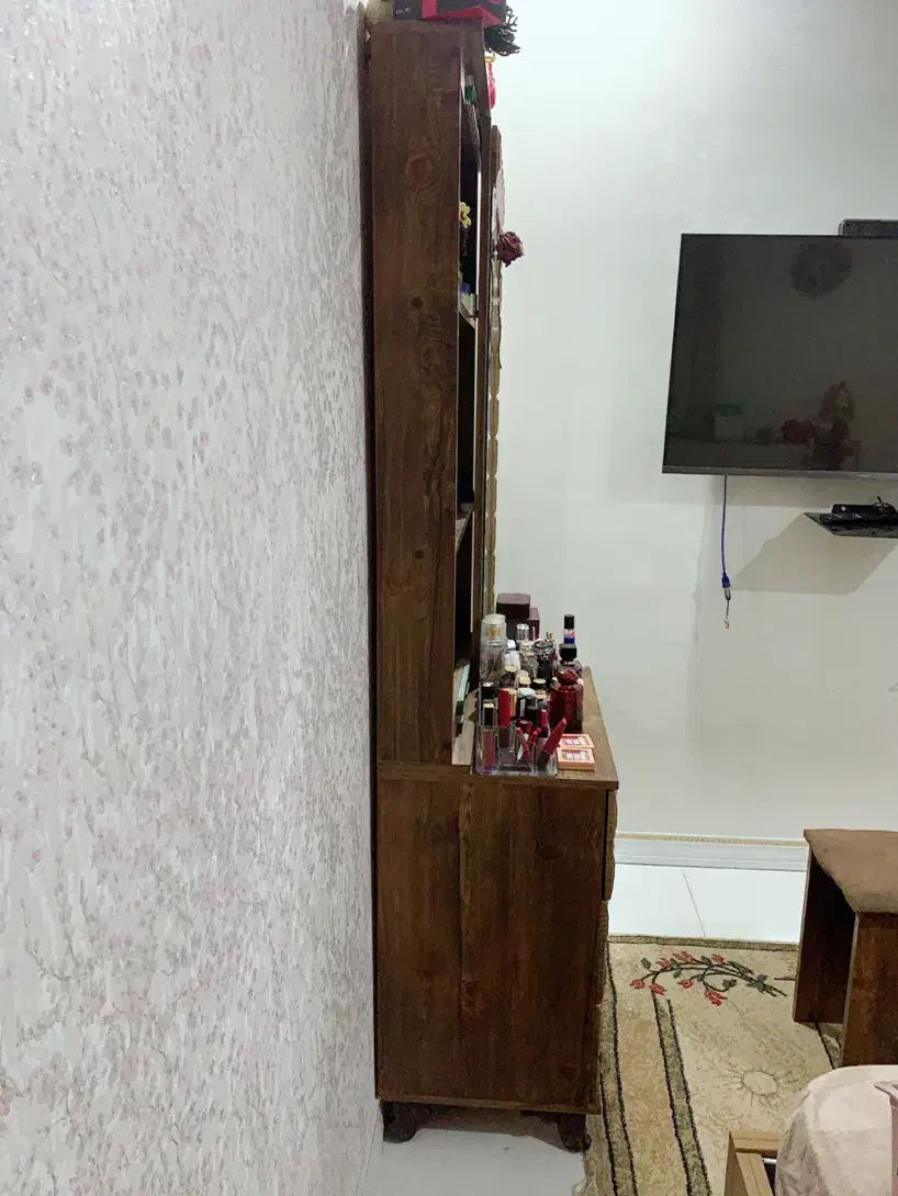 میز دراور|تخت و سرویس خواب|اهواز, گلستان|دیوار