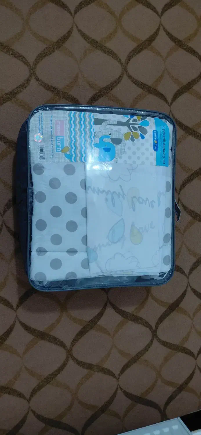 دوشک و روتختی کودک|تخت و صندلی بچه|قروه, |دیوار