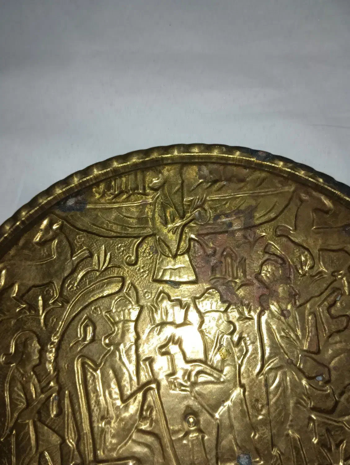 سینی خیلی قدیمی|کلکسیون اشیاء عتیقه|آمل, |دیوار