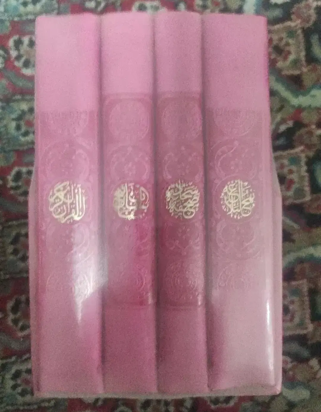 پک 4 کتاب مذهبی تمام رنگی/ پک اصلا باز نشده|کتاب و مجله مذهبی|تهران, راه آهن|دیوار