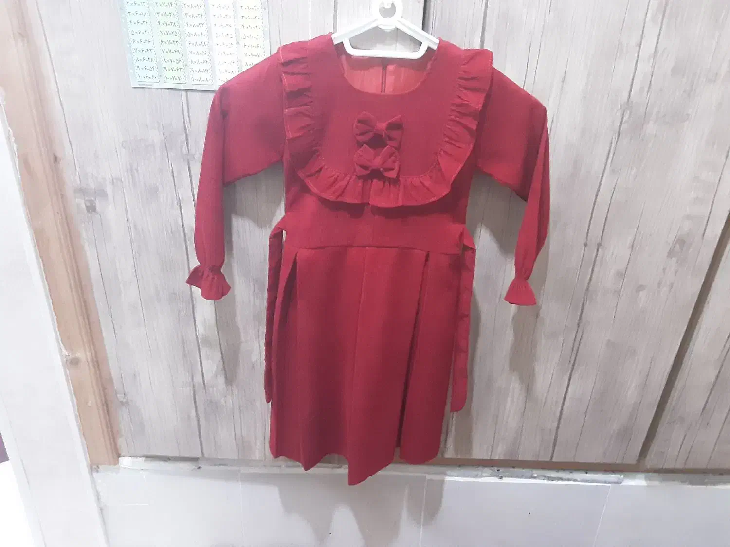 لباس یلدایی سایز ۸ تا ۱۰ سال|کفش و لباس بچه|گرگان, |دیوار