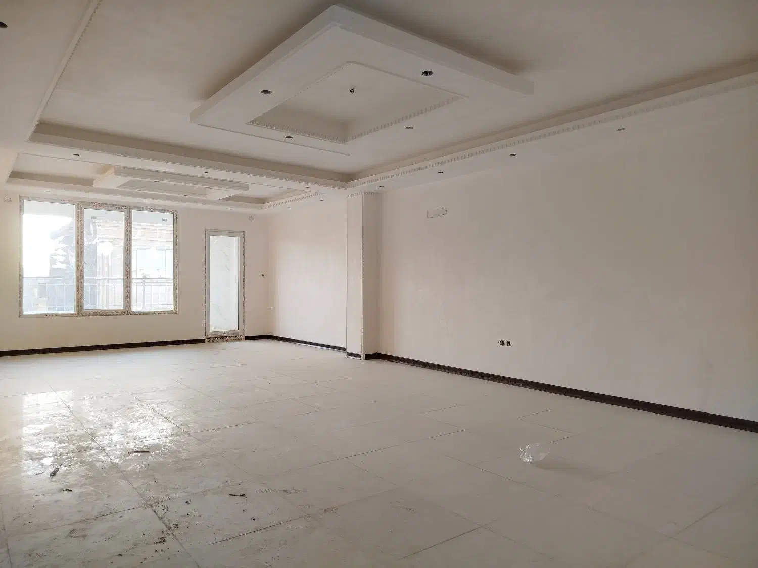 آپارتمان تک واحدی ((کف تا سقف خاص))|فروش آپارتمان|قرچک, میرزائی جنوبی|دیوار