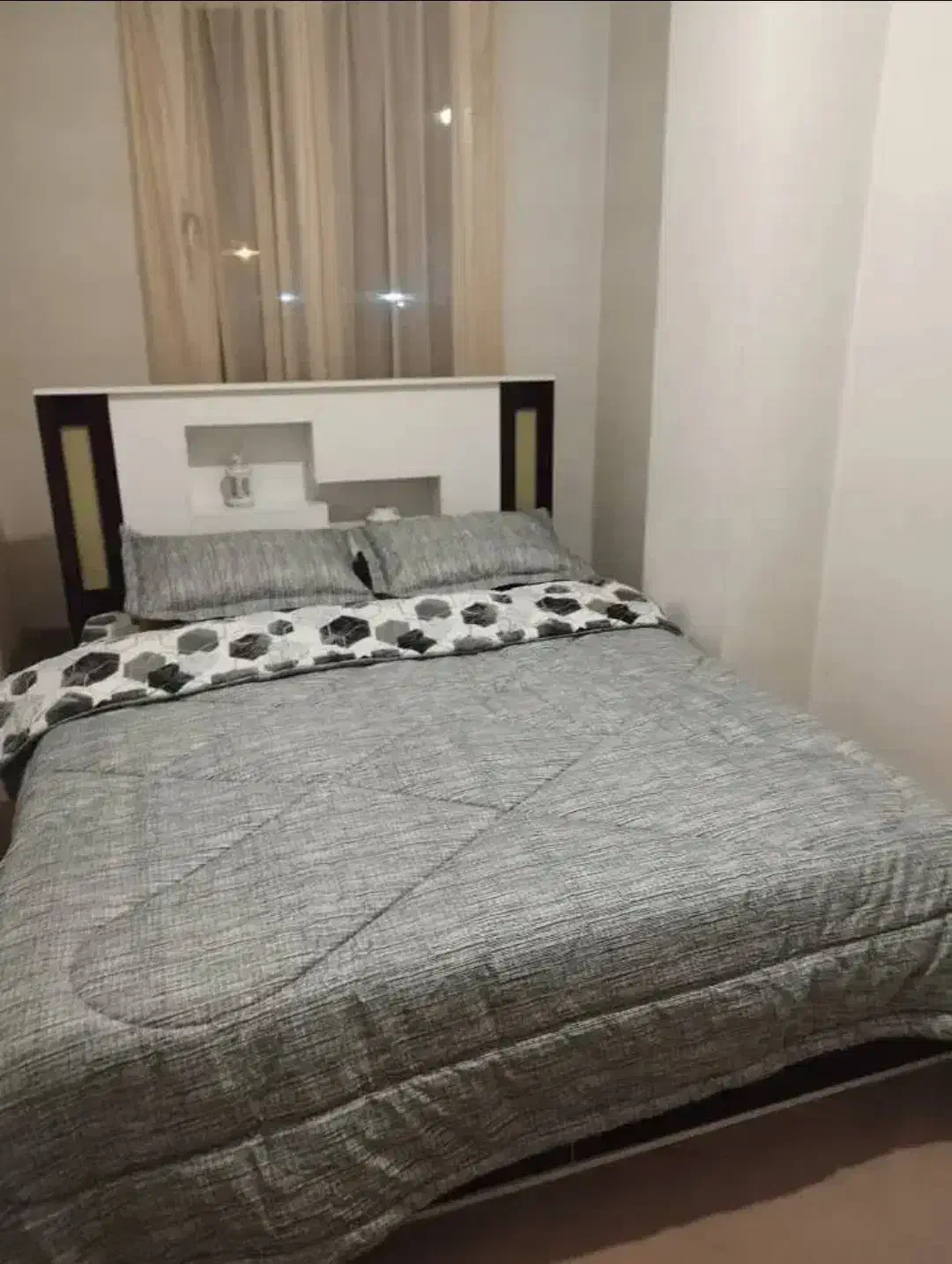 اقامتگاه تمیز و مجهز مبله و پارکینگدار|اجارهٔ کوتاهمدت آپارتمان و سوئیت|جوانرود, |دیوار