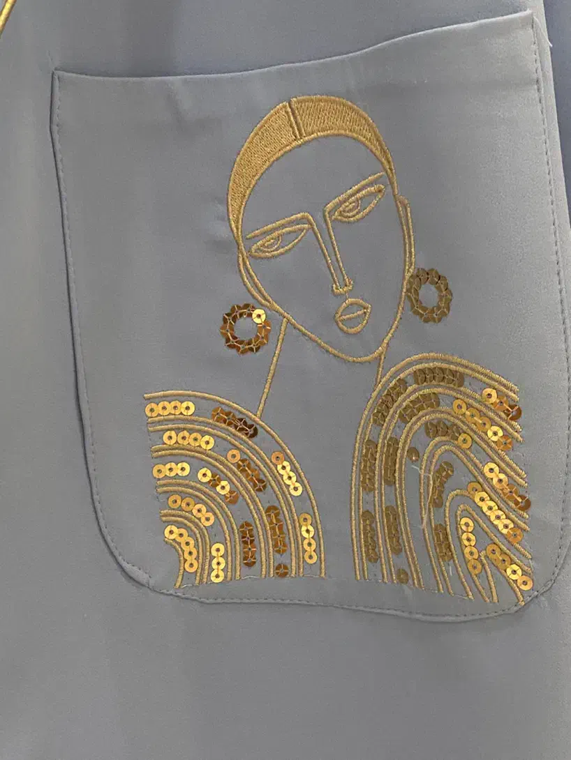 مانتو مجلسی|لباس|سبزوار, عظیمیان|دیوار