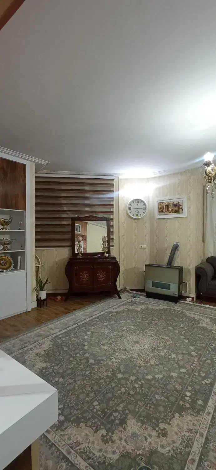 کاشانی/۱۲۰متر/۳ خواب /دربست|اجارهٔ خانه و ویلا|تربتحیدریه, کاشانی|دیوار