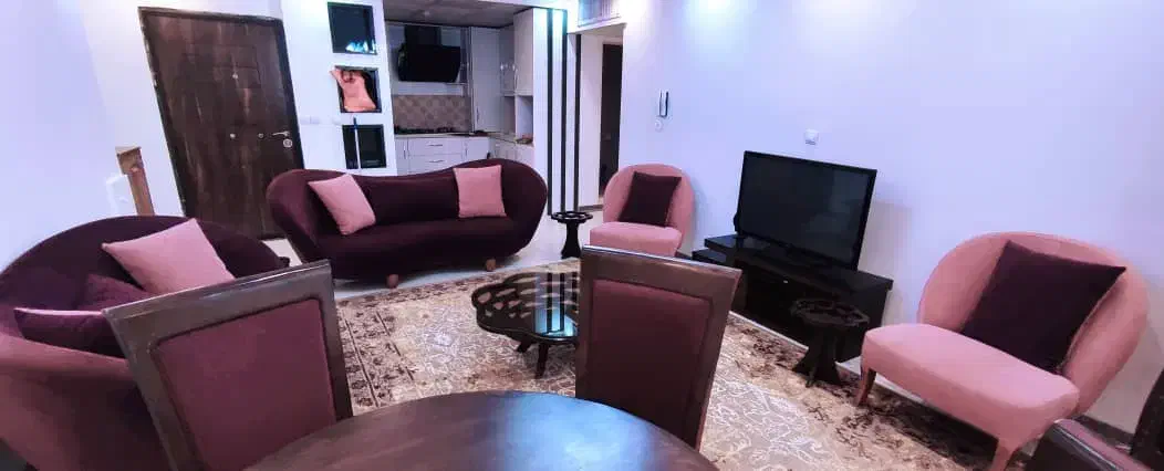 اجاره روزانه آپارتمان صدرا|اجارهٔ کوتاه‌مدت آپارتمان و سوئیت|صدرا-فارس, فاز ۱|دیوار