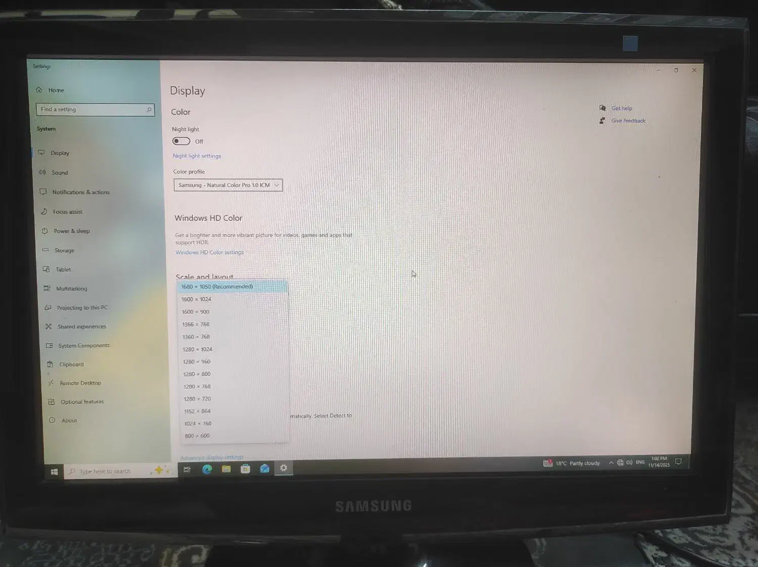مانیتور SAMSUNG /20|قطعات و لوازم جانبی رایانه|تهران, شهرک فردوس (حسینی)|دیوار