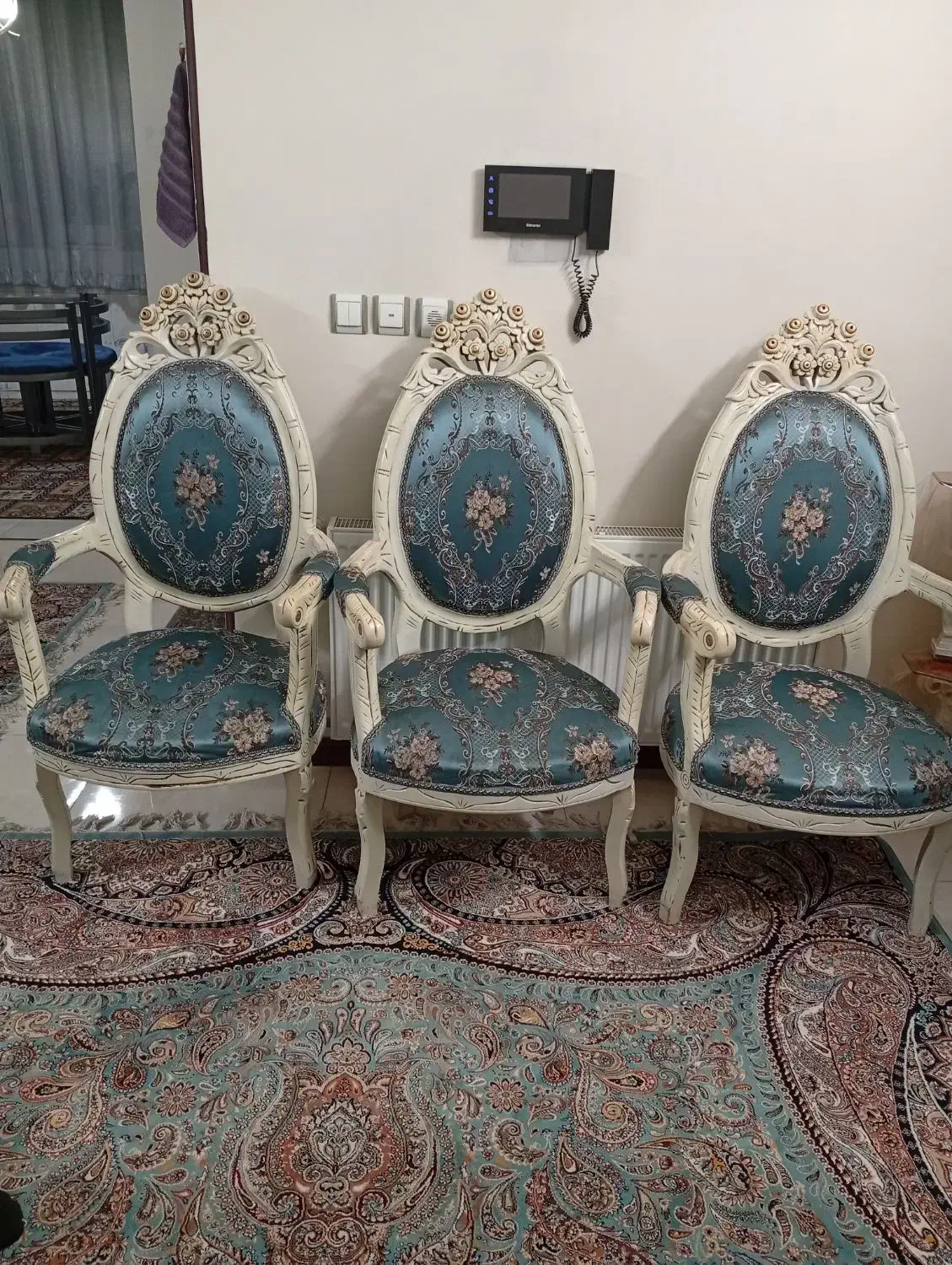 مبلمان|مبلمان خانگی و میز عسلی|تهران, اتابک|دیوار