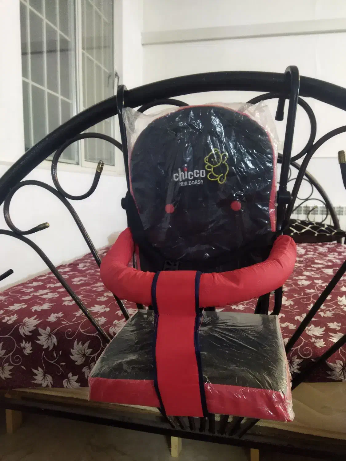 صندلی ماشین|تخت و صندلی بچه|کاشان, دشت چال|دیوار