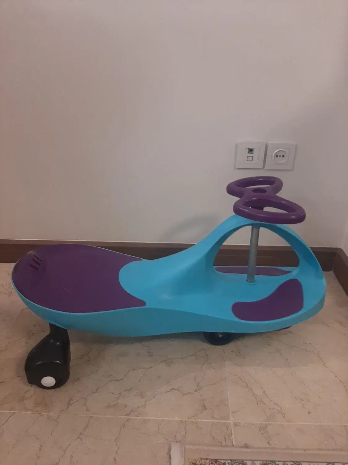 لوپ کار سالم و تمیز|اسباب‌بازی بچه|تهران, قزل قلعه|دیوار