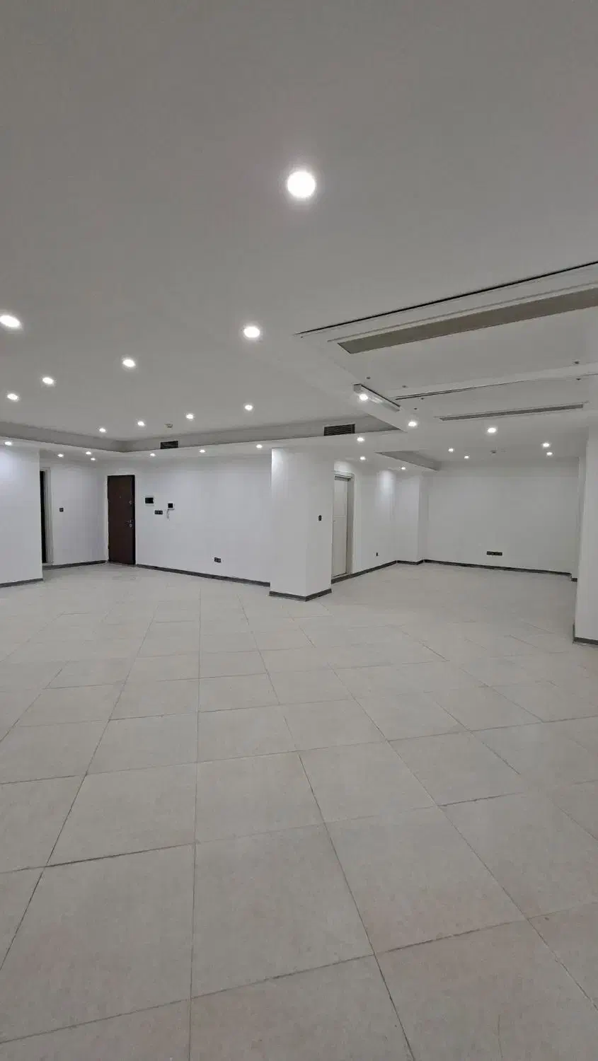 ۱۶۵ متری دلباز / با سالن بزرگ / مناسب تمامی مشاغل|اجارهٔ دفتر کار، اتاق اداری، مطب|گلستان (تهران), |دیوار