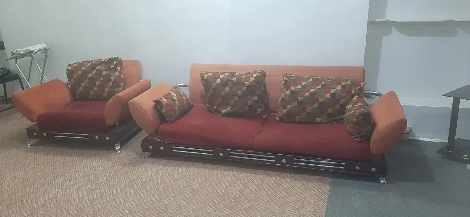 مبل راحتی|مبلمان خانگی و میز عسلی|اصفهان, شاهزید|دیوار