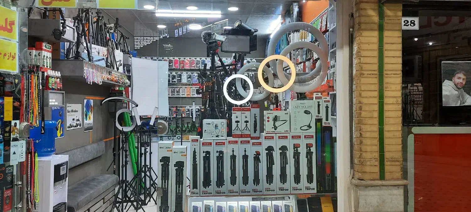 انواع سه پایه دوربین و گوشی باقیمت استسنائی|دوربین عکاسی و فیلمبرداری|قم, عمار یاسر|دیوار