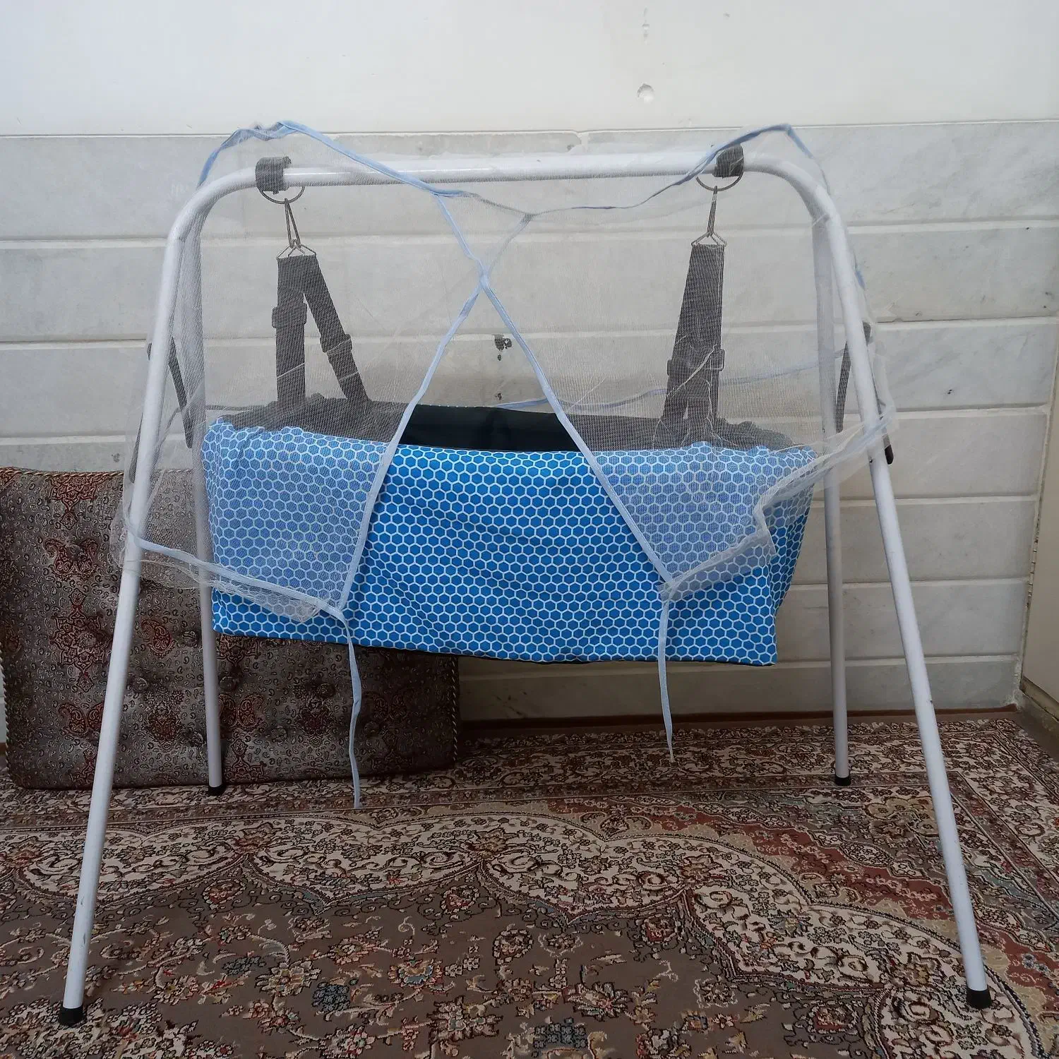 گهواره پسرانه|تخت و صندلی بچه|اردکان, |دیوار