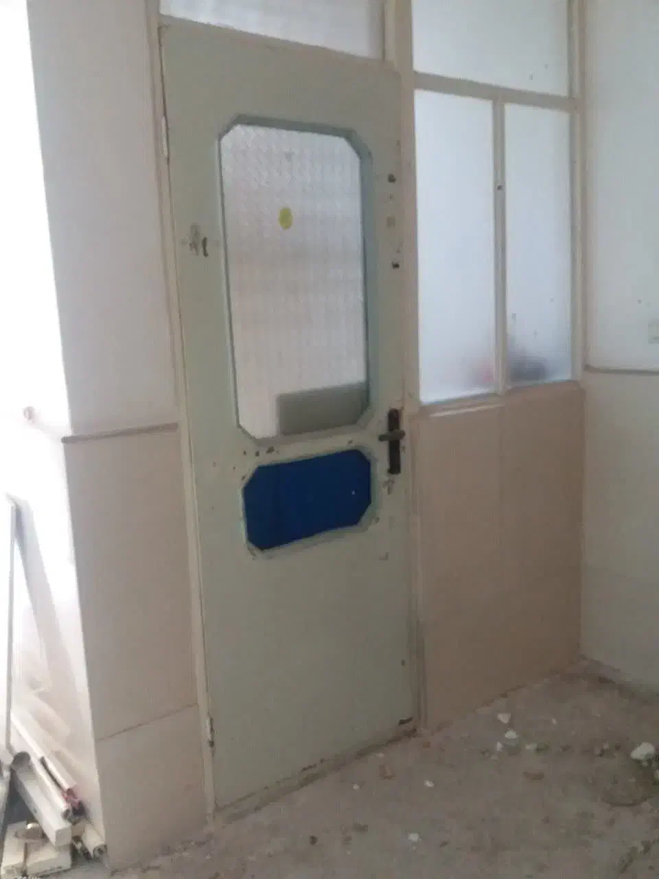 ۴تادر محکم پنجره با شیشه پنکه سقفی سنگ اپن|مصالح و تجهیزات ساختمان|قم, انسجام|دیوار