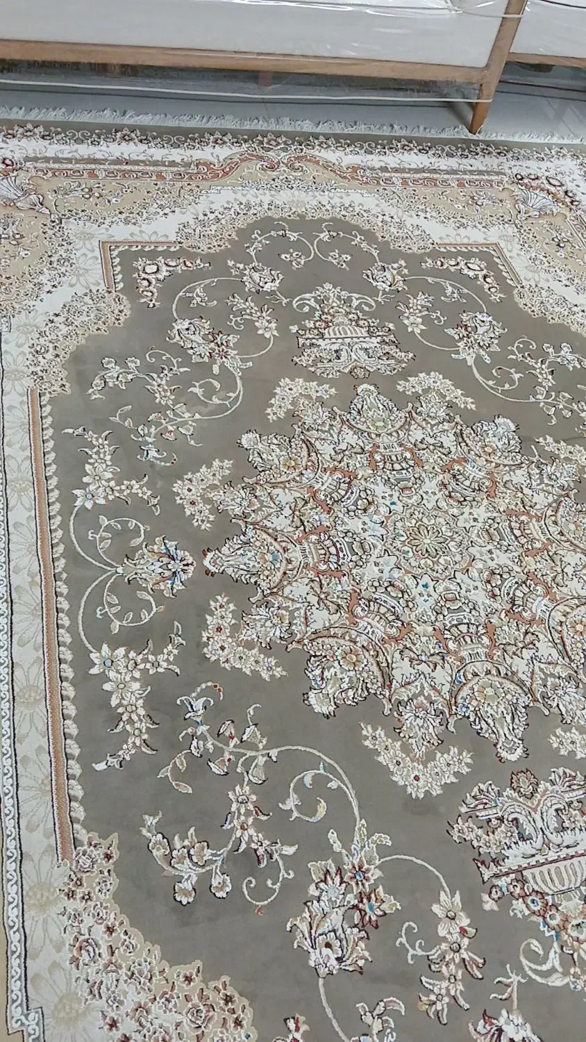 فرش ۹ متری. ۷۰۰ شانه|فرش|گرگان, |دیوار