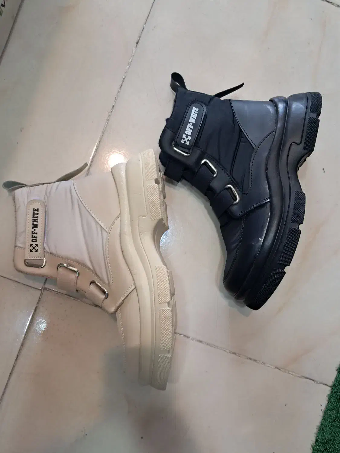 بوت کاوشنی|کیف، کفش، کمربند|رامند, |دیوار