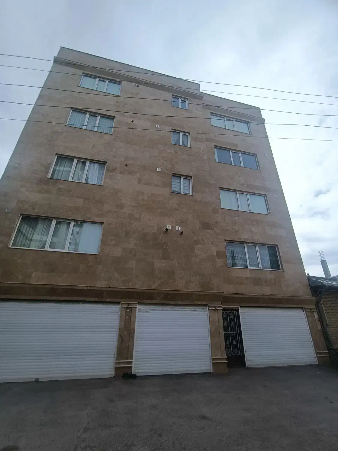 فروش واحد ۶۵متری با پارکینگ نوع ساز|فروش آپارتمان|خلخال, |دیوار