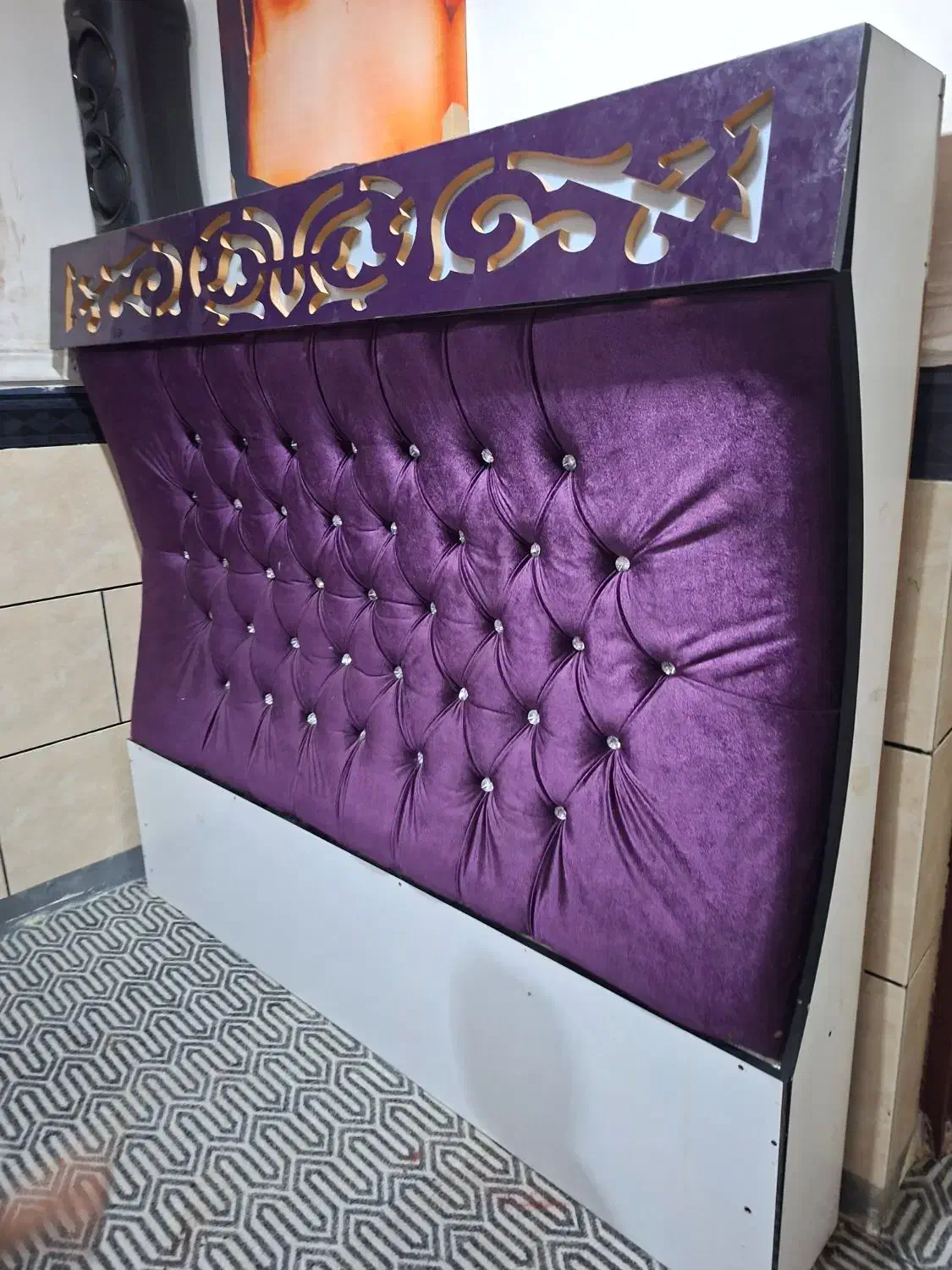 تخت خواب|تخت و سرویس خواب|اهواز, کمپلو جنوبی|دیوار