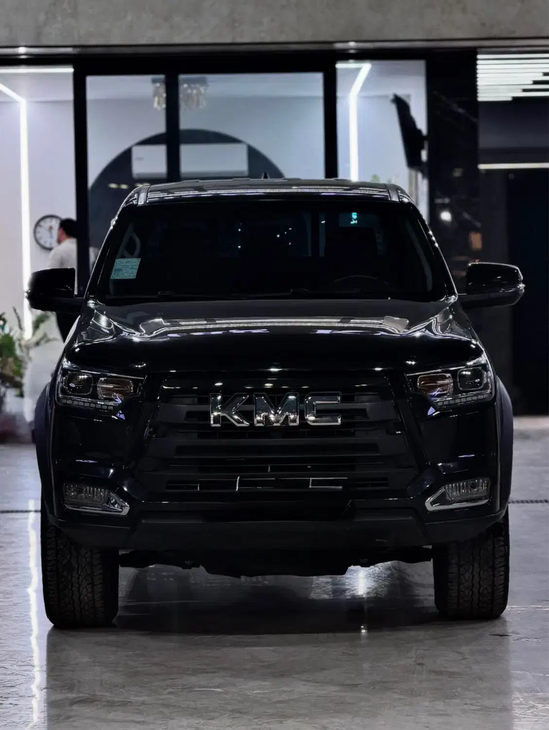 Kmc t8 1402 کی ام سی|خودرو سواری و وانت|ارومیه, |دیوار