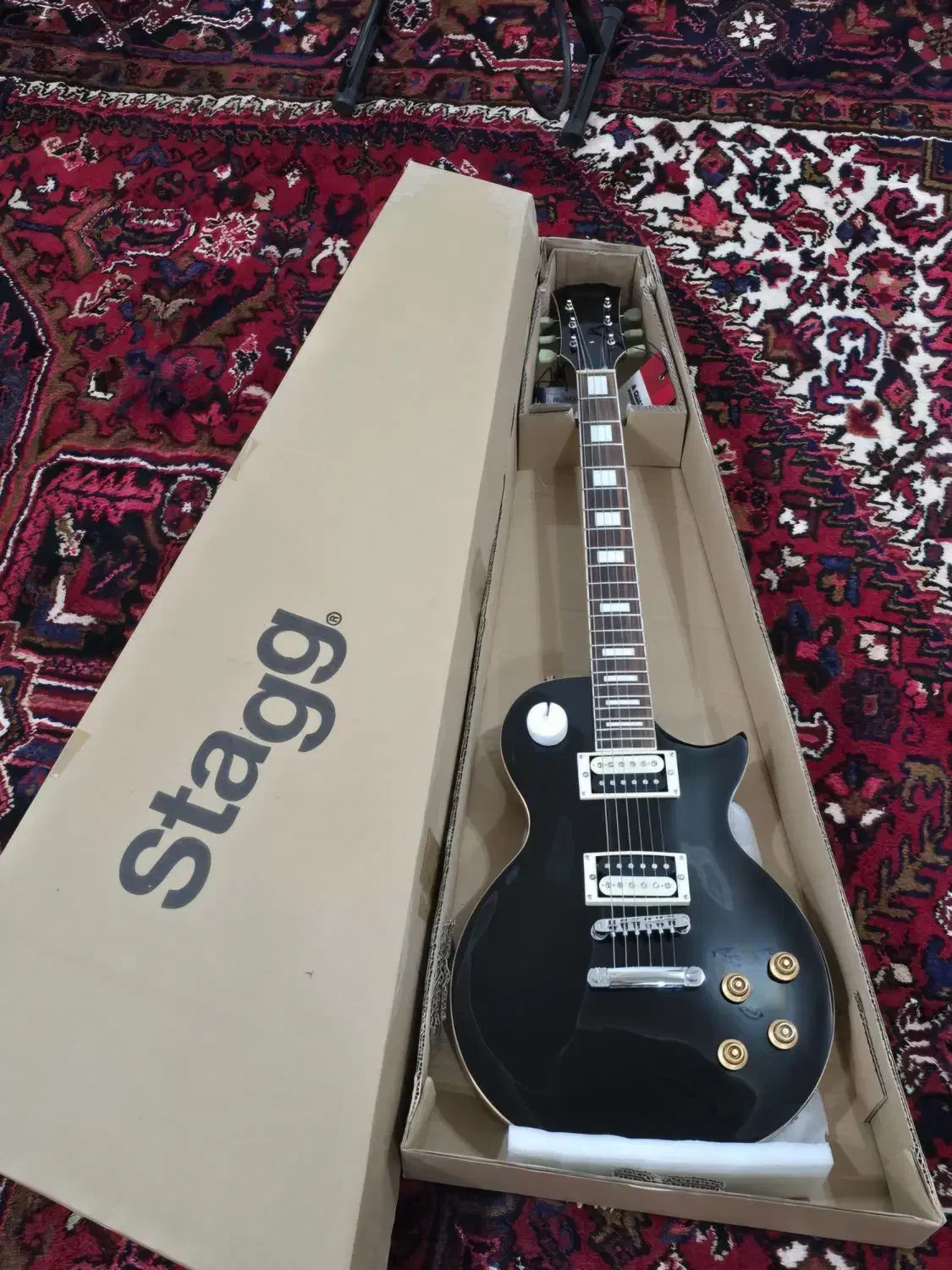 گیتار الکتریک اکبند stagg LP400 BK (گیتاربرقی)|گیتار، بیس، امپلیفایر|تهران, فرودگاه مهرآباد|دیوار