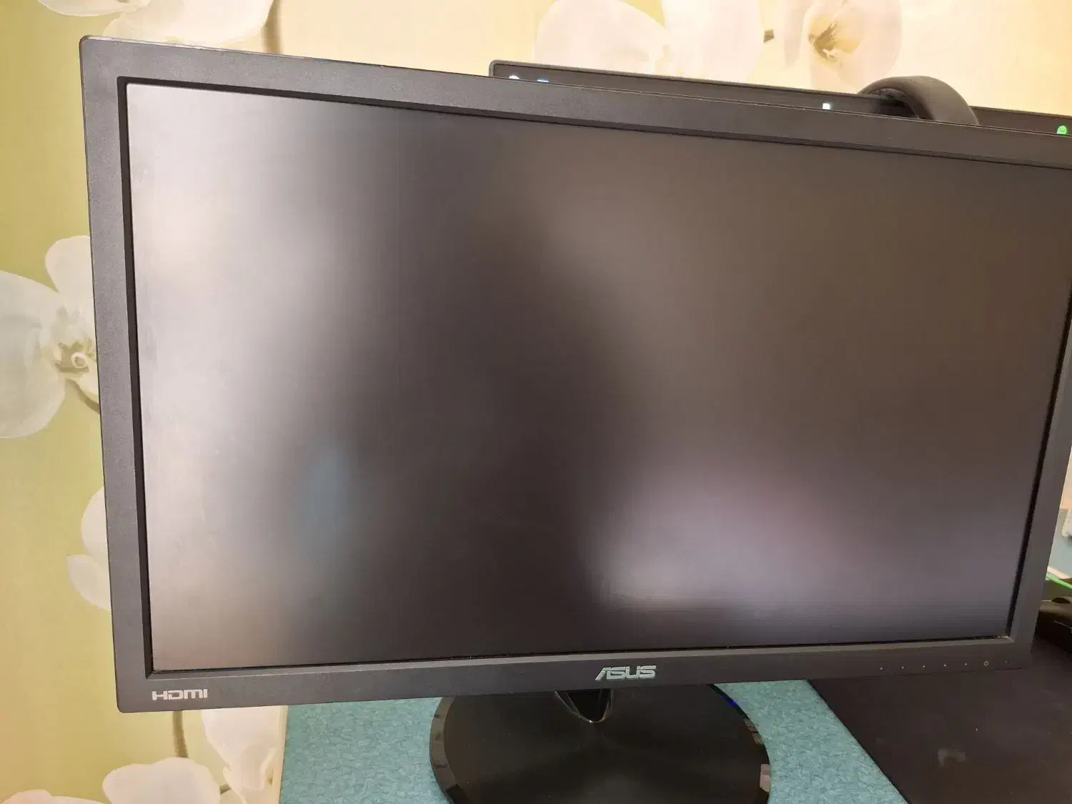 مانیتور ASUS VP228  بدون خط و خش|قطعات و لوازم جانبی رایانه|تهران, المهدی|دیوار