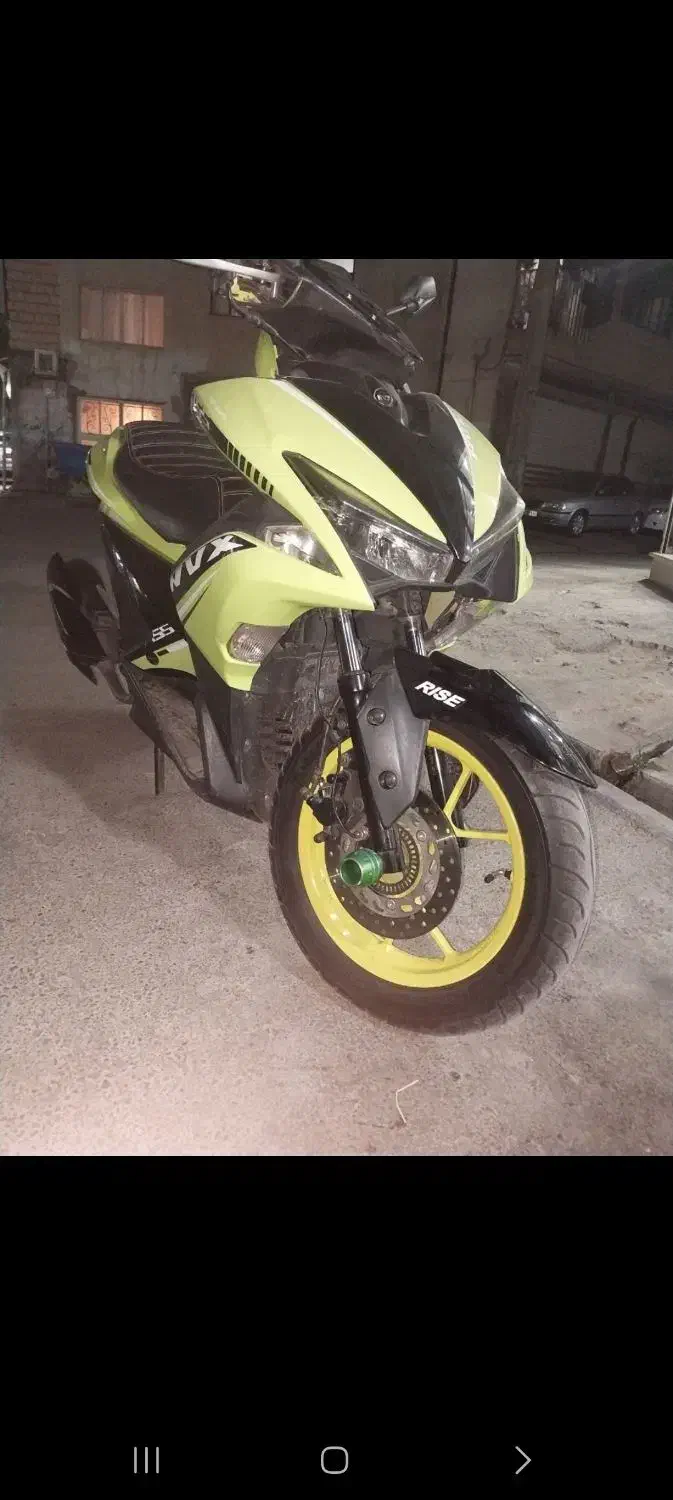 موتور آیروکسNVX|موتورسیکلت|محمدشهر, محمدشهر|دیوار