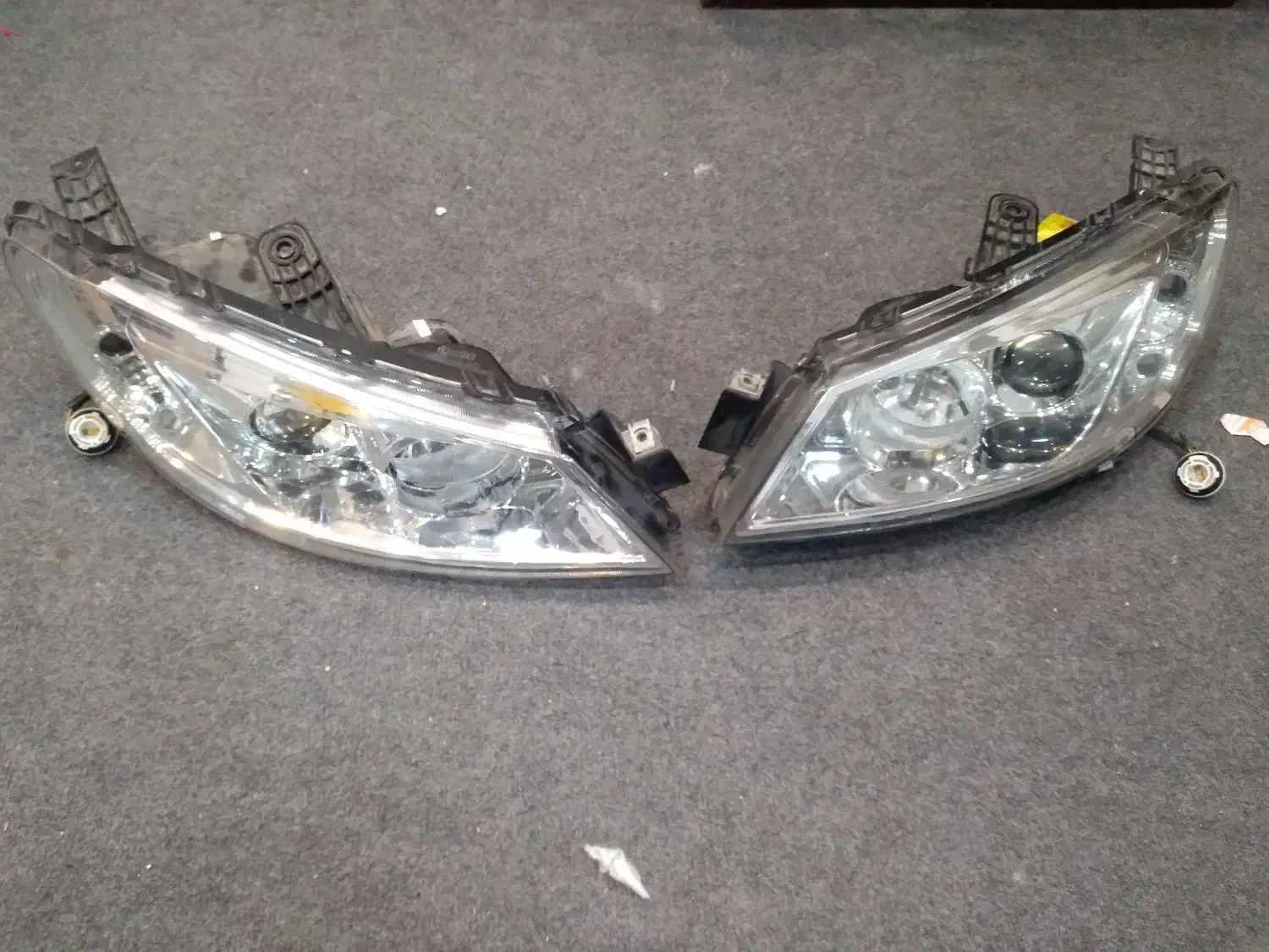 چراغ رانا|قطعات یدکی و لوازم جانبی|فسا, |دیوار