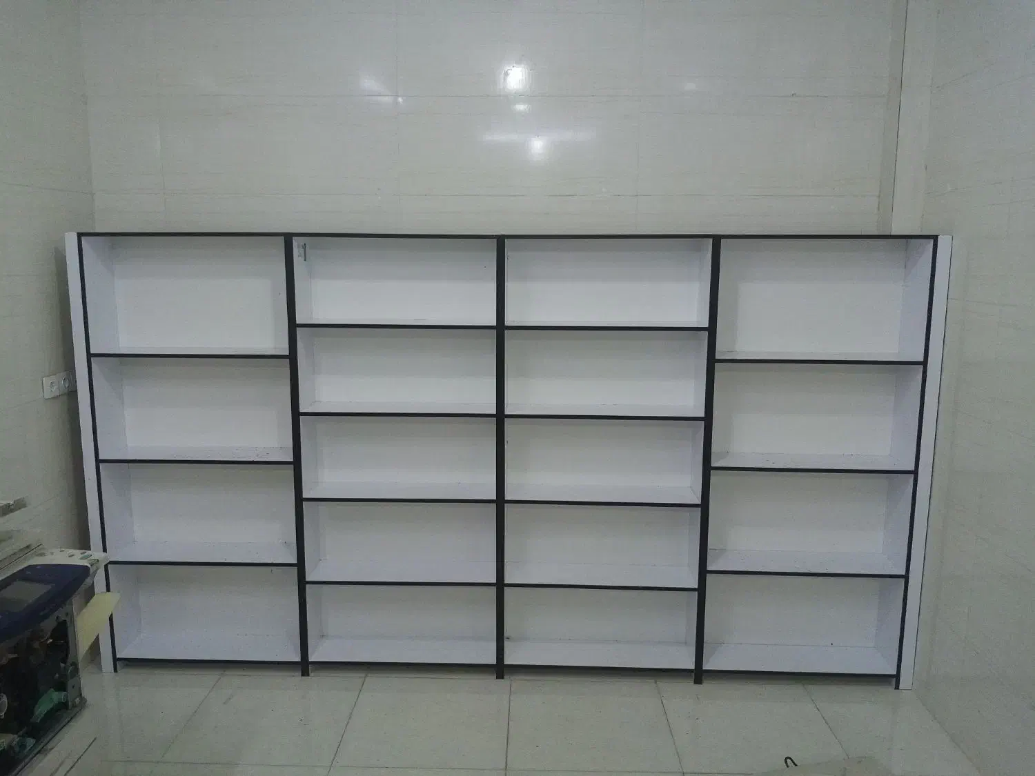 کتابخانه م|کتابخانه، شلف، قفسه‌های دیواری|زاهدان, |دیوار