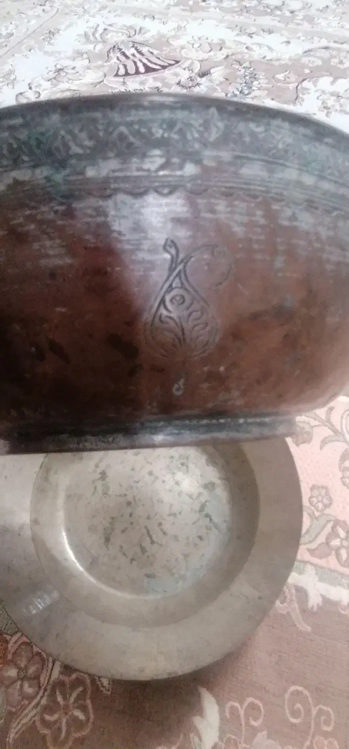 دو عدد کاسه قاجاریه|ظروف سرو و پذیرایی|شیروان (خراسان), |دیوار