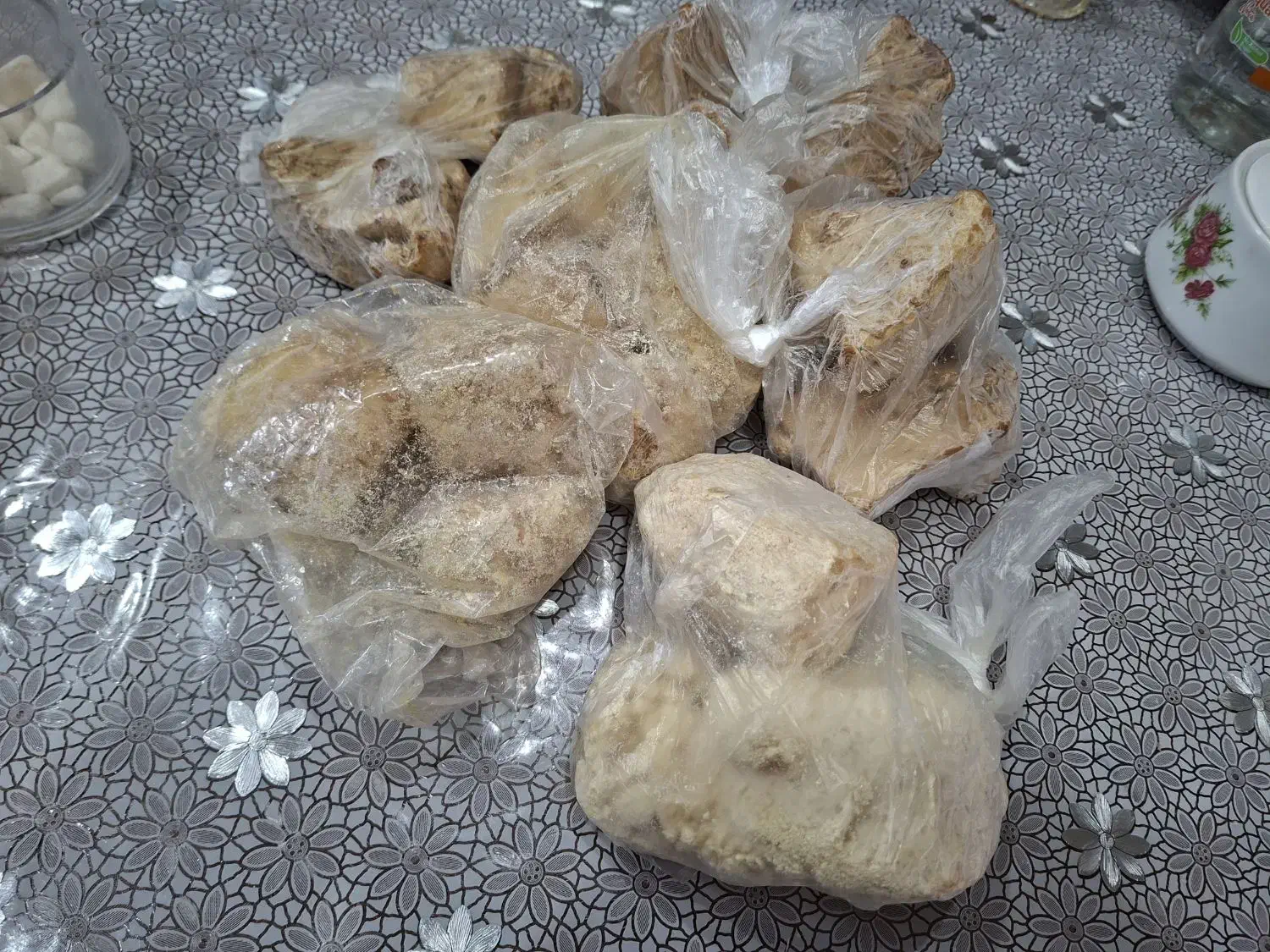 قره قوروت گوسفندی|ظروف پخت‌وپز|مشهد, خرمشهر|دیوار