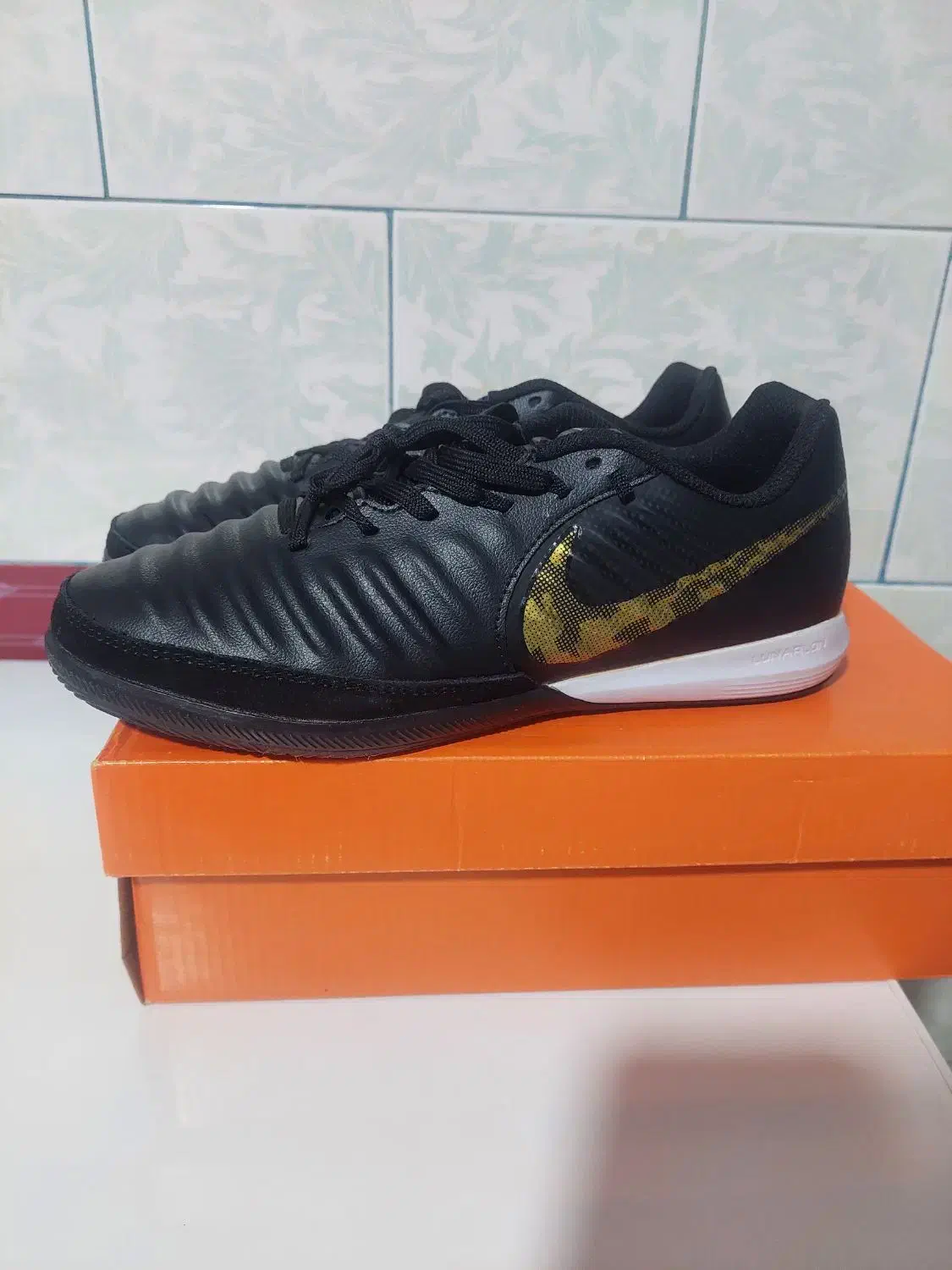 فروش کفش نایک تمپو ایکس|کیف، کفش، کمربند|یاسوج, |دیوار